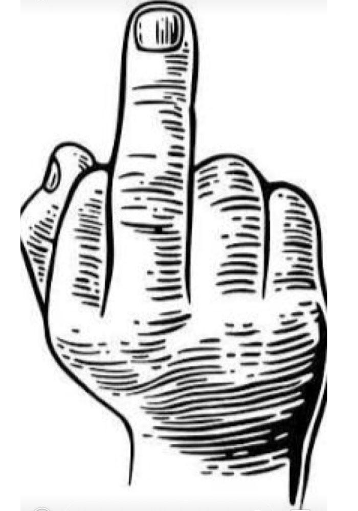 Shock! Samantha Shows Middle Finger