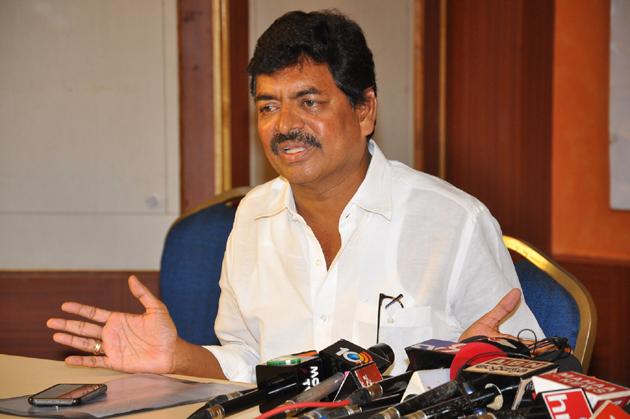 Shivaji Raja Dares To Warn Naga Babu