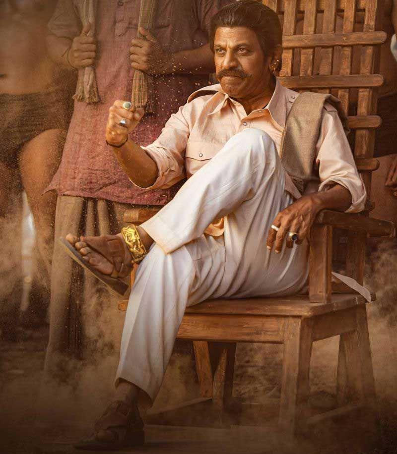 Shivaraj Kumar Fierce Look As Gaur Naidu In Peddi Goes Viral