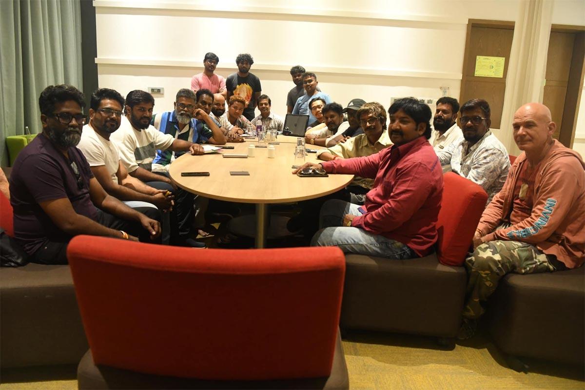 Sukumar Expressed His Admiration Towards Rajamouli Congratulated
