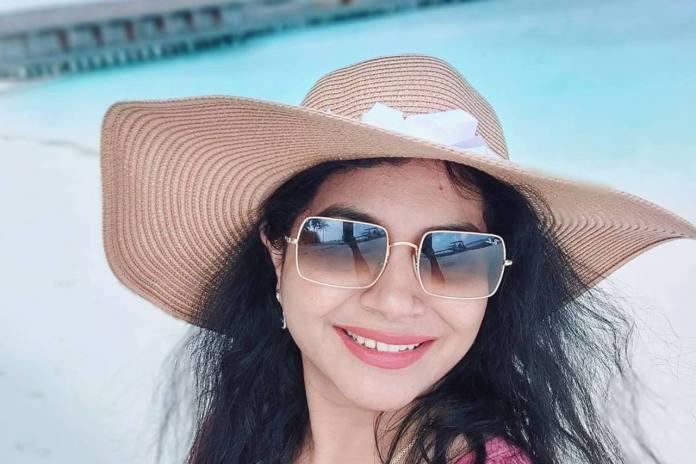 Singer Sunitha Honeymoon Pics
