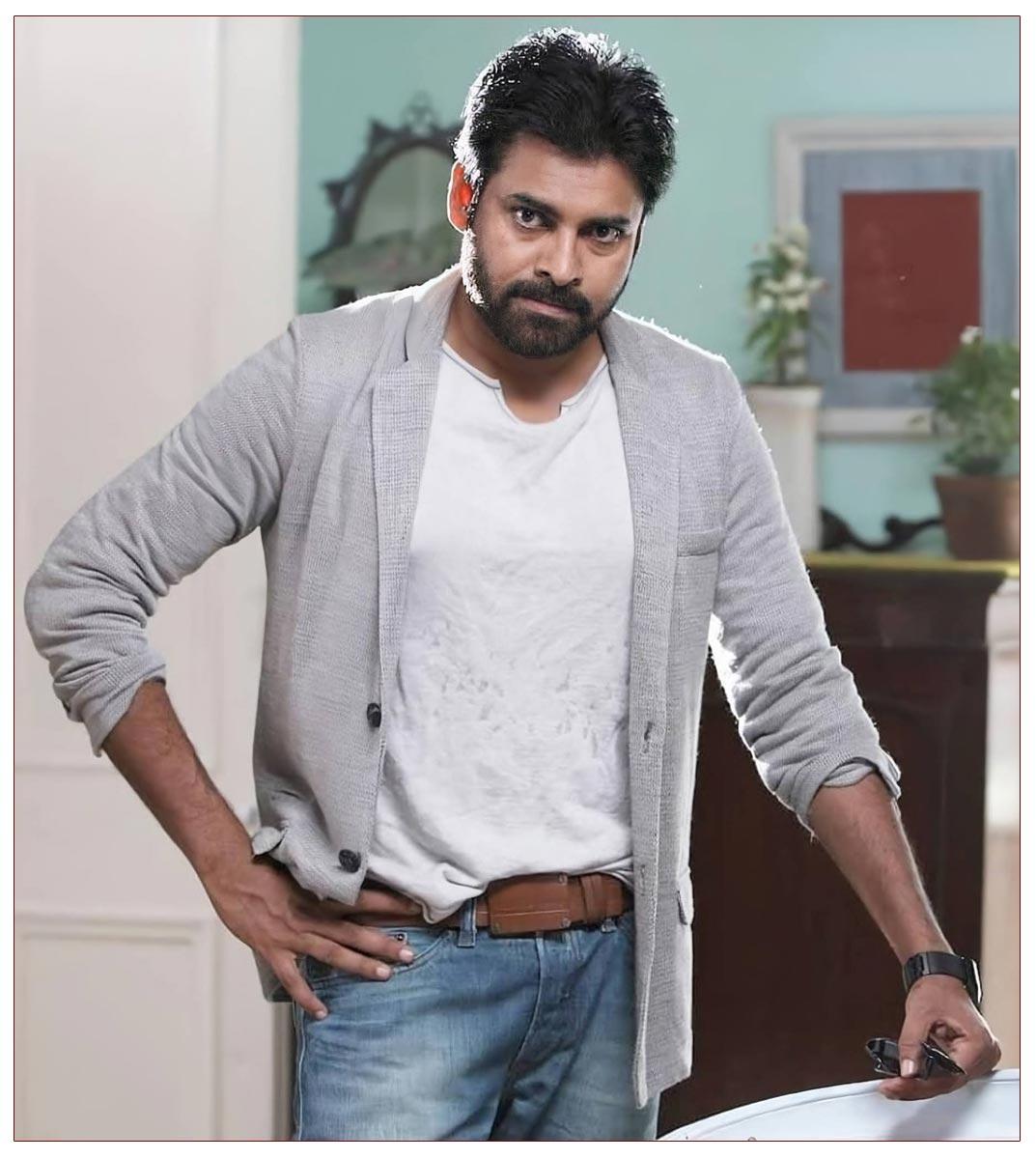 Pawan Kalyan To Surprise In Negative Shades