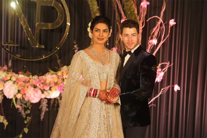 Priyanka Chopra's Love Real Or Fake!