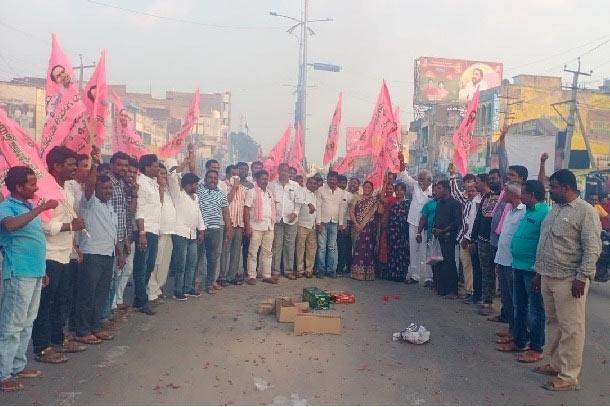 Munugode elections: TRS wins, BJP cries foul