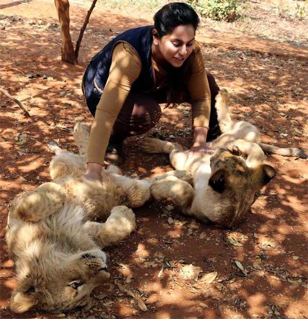 Pic Talk: Upasana Playing With Lions