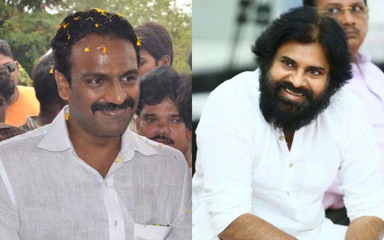 Breaking: Vangaveeti Radha Meets Pawan