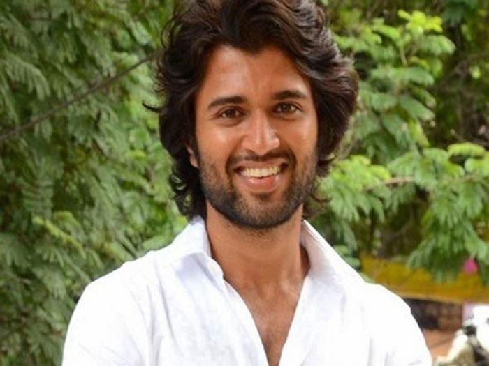 Vijay Deverakonda Stuns All Top Stars