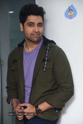 Adivi Sesh Interview Photos