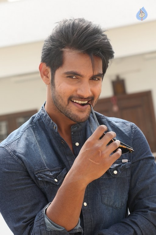 Aadi Interview Photos - 5 / 21 photos