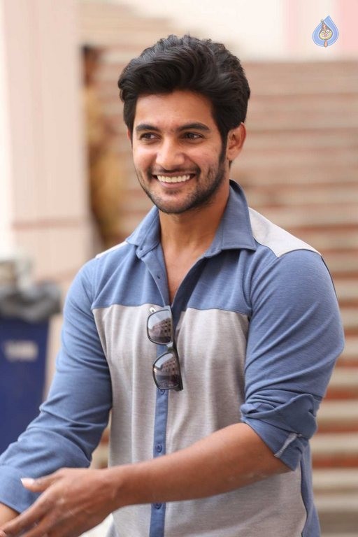 Aadi New Photos - 16 / 38 photos