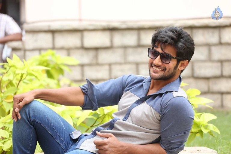 Aadi New Photos - 27 / 38 photos