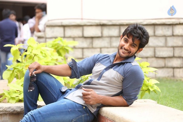 Aadi New Photos - 28 / 38 photos