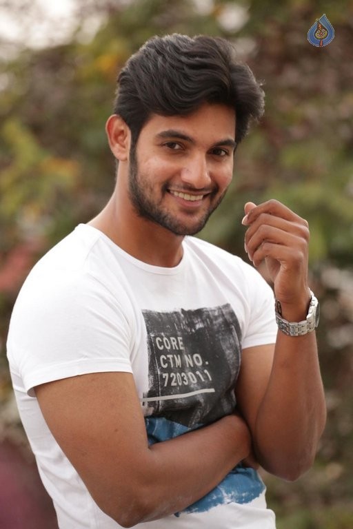 Aadi New Photos - 18 / 41 photos