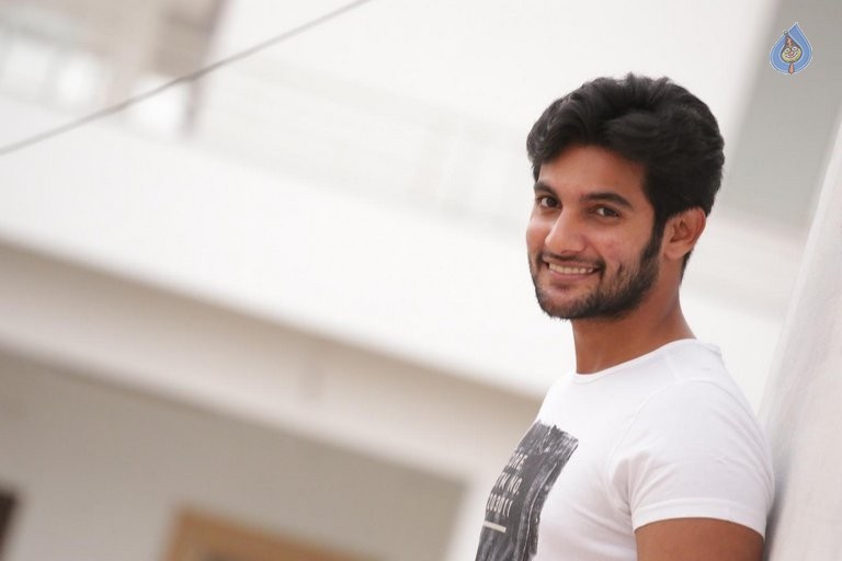 Aadi New Photos - 22 / 41 photos