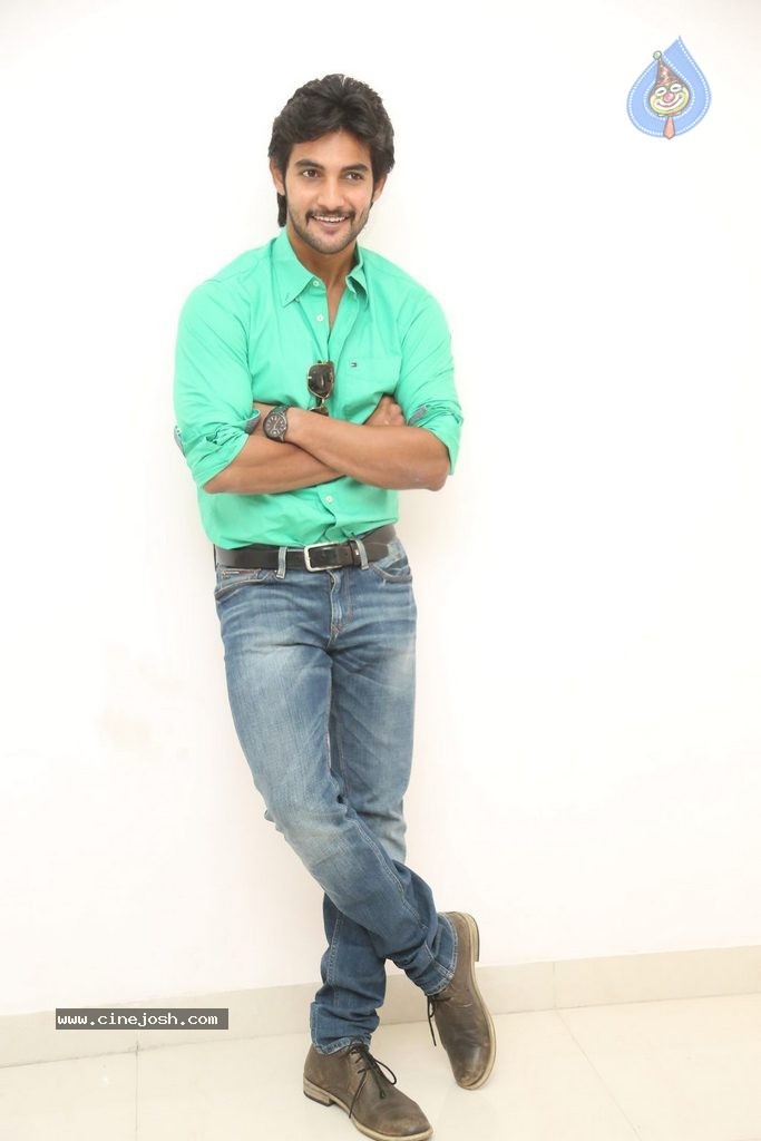 Aadi New Photos - 49 / 91 photos