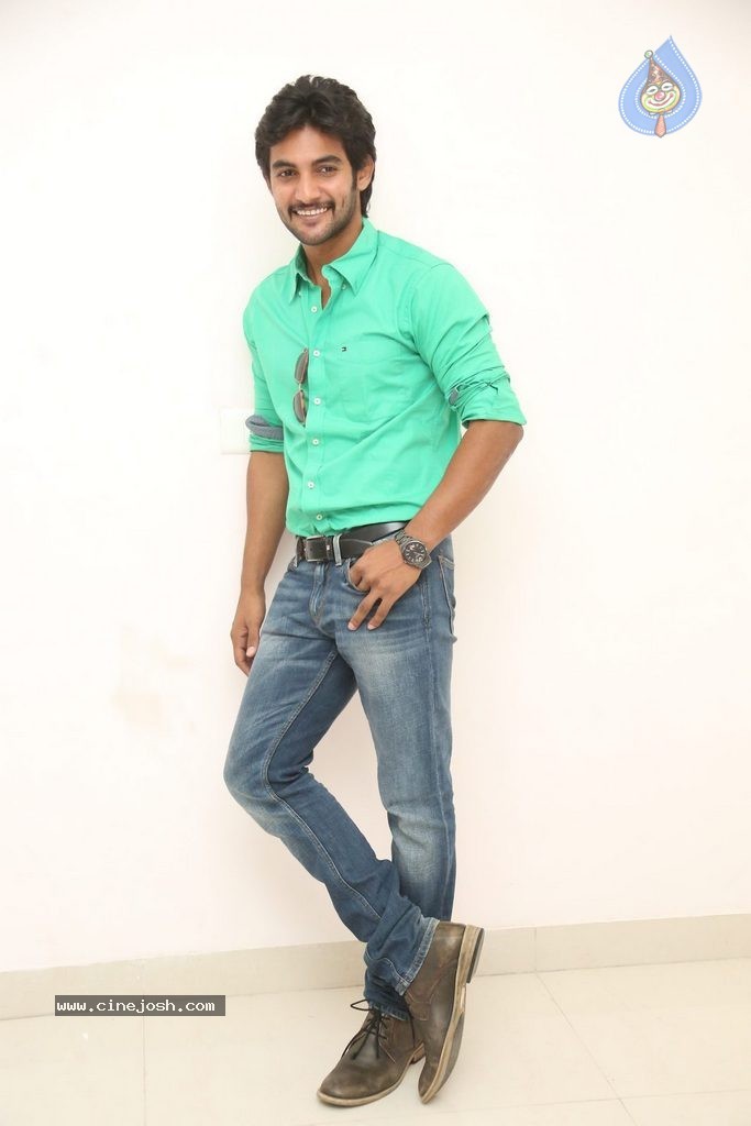 Aadi New Photos - 75 / 91 photos