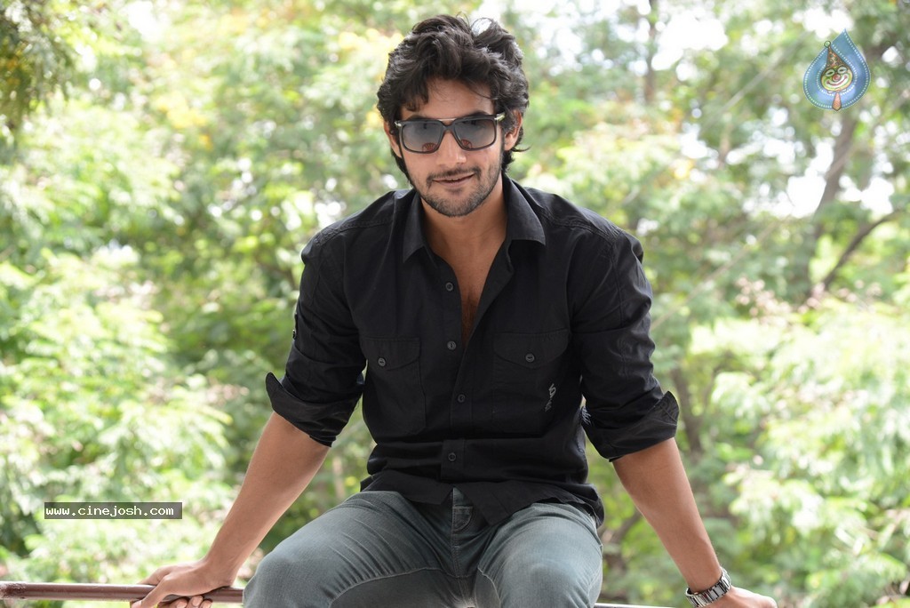 Aadi New Stills - 4 / 44 photos