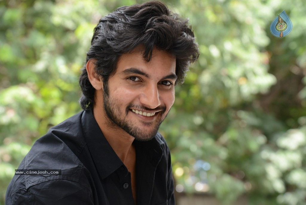 Aadi New Stills - 12 / 44 photos