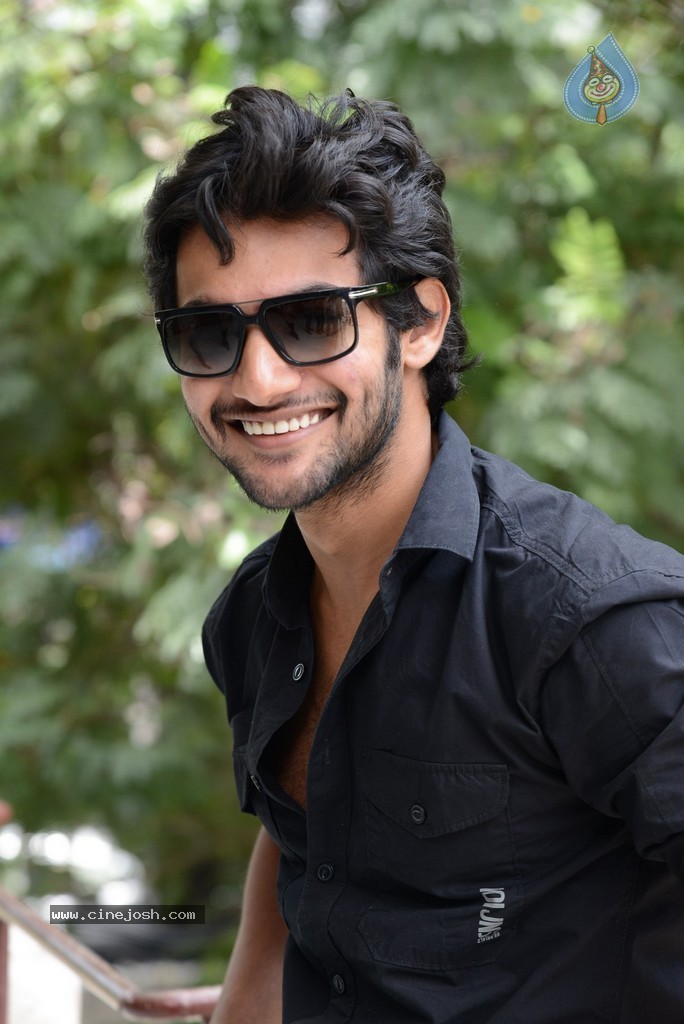 Aadi New Stills - Photo 27 of 44