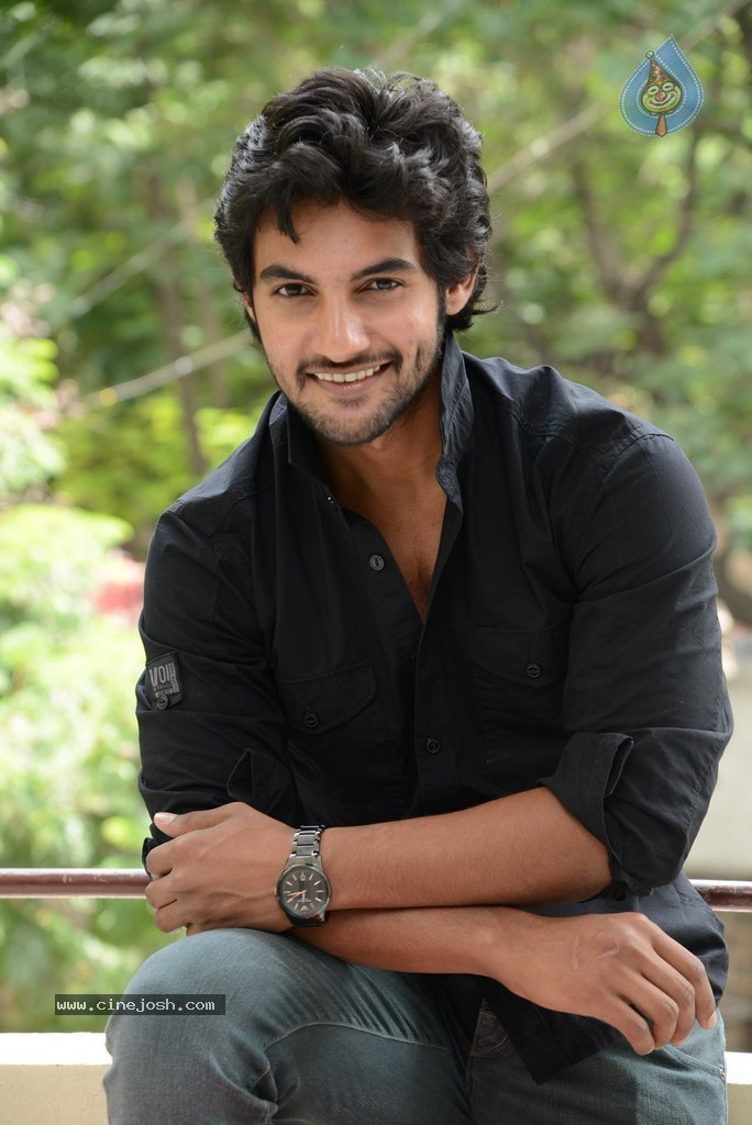 Aadi New Stills - 38 / 44 photos