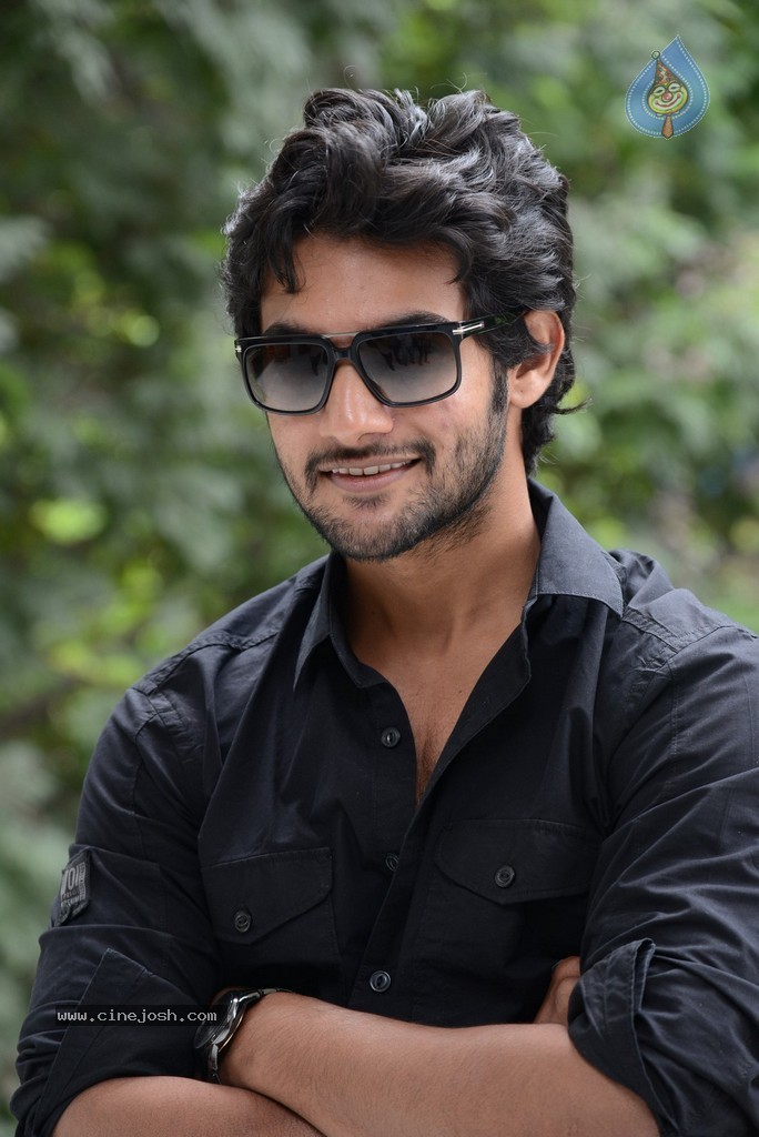 Aadi New Stills - 44 / 44 photos