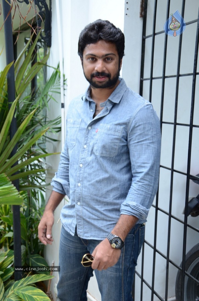 Actor Avinash Interview Photos - 36 / 56 photos