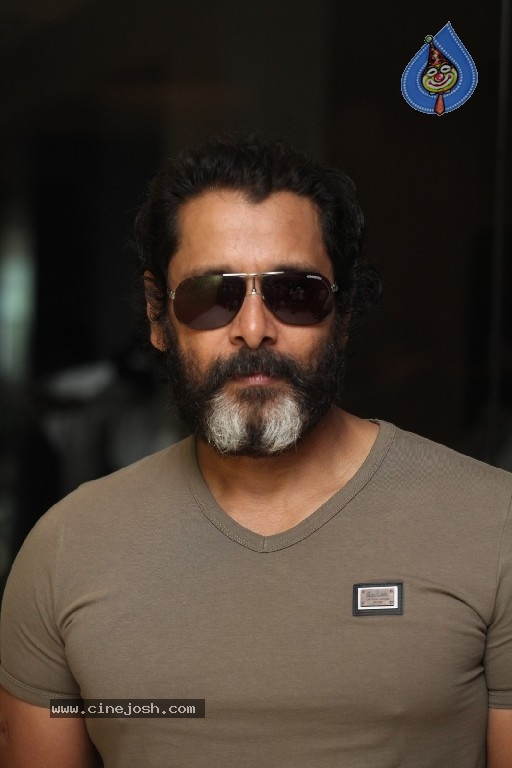 Chiyaan Vikram Interview - 10 / 33 photos