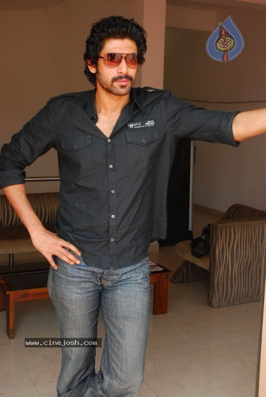 Daggubati Rana  Stills - 9 / 20 photos