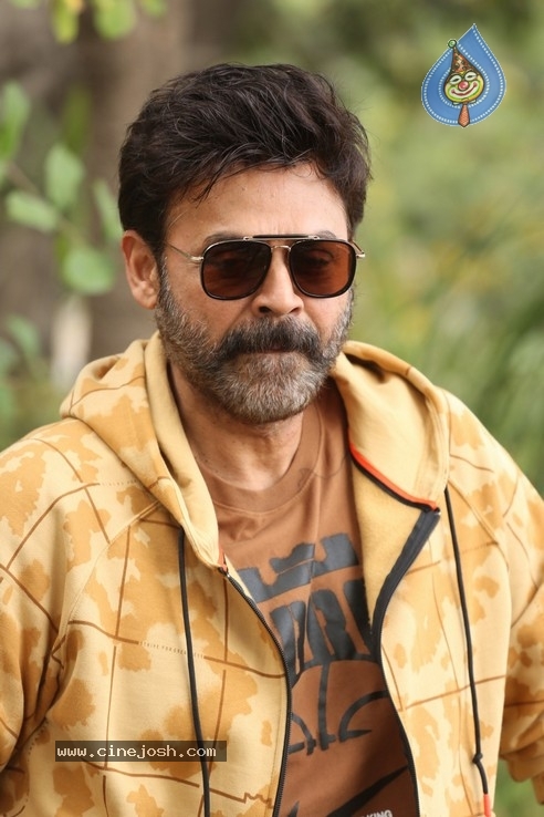 Daggubati Venkatesh Stills - 13 / 21 photos