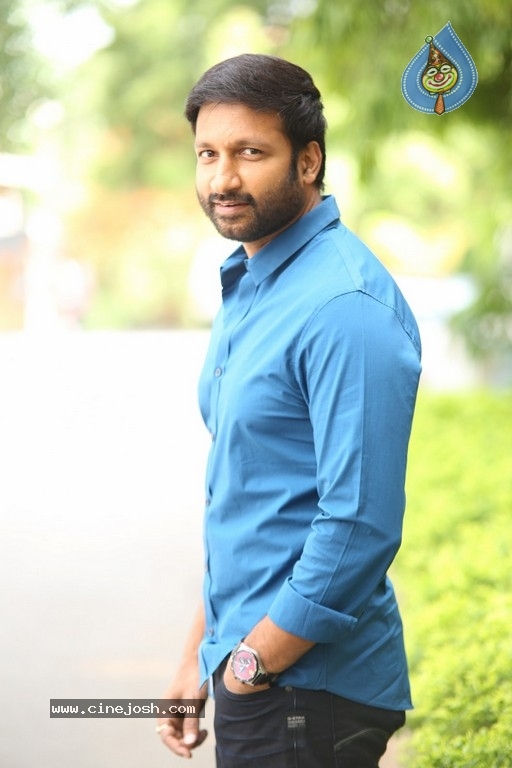 Gopichand New Images - 3 / 10 photos