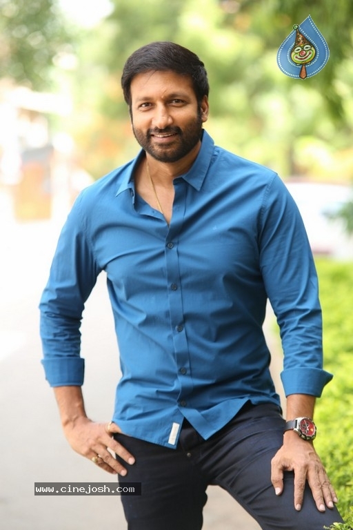 Gopichand New Images - 4 / 10 photos