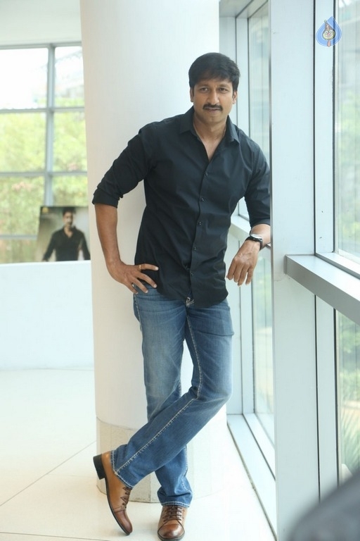 Gopichand New Photos - 11 / 17 photos