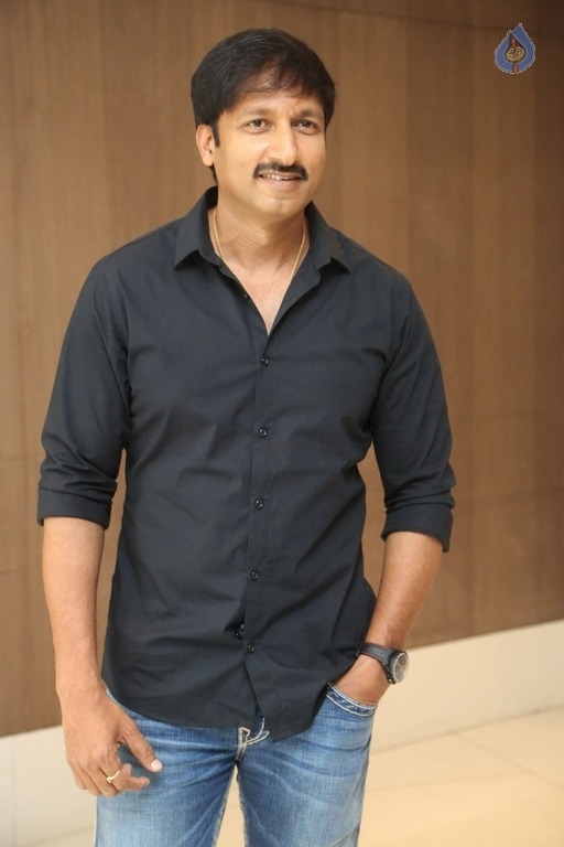 Gopichand New Photos - 15 / 17 photos