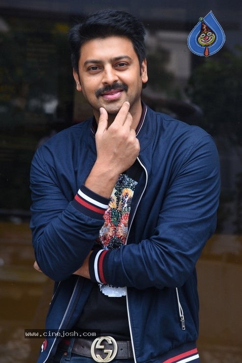 Hero Sriram Photos - 11 / 17 photos