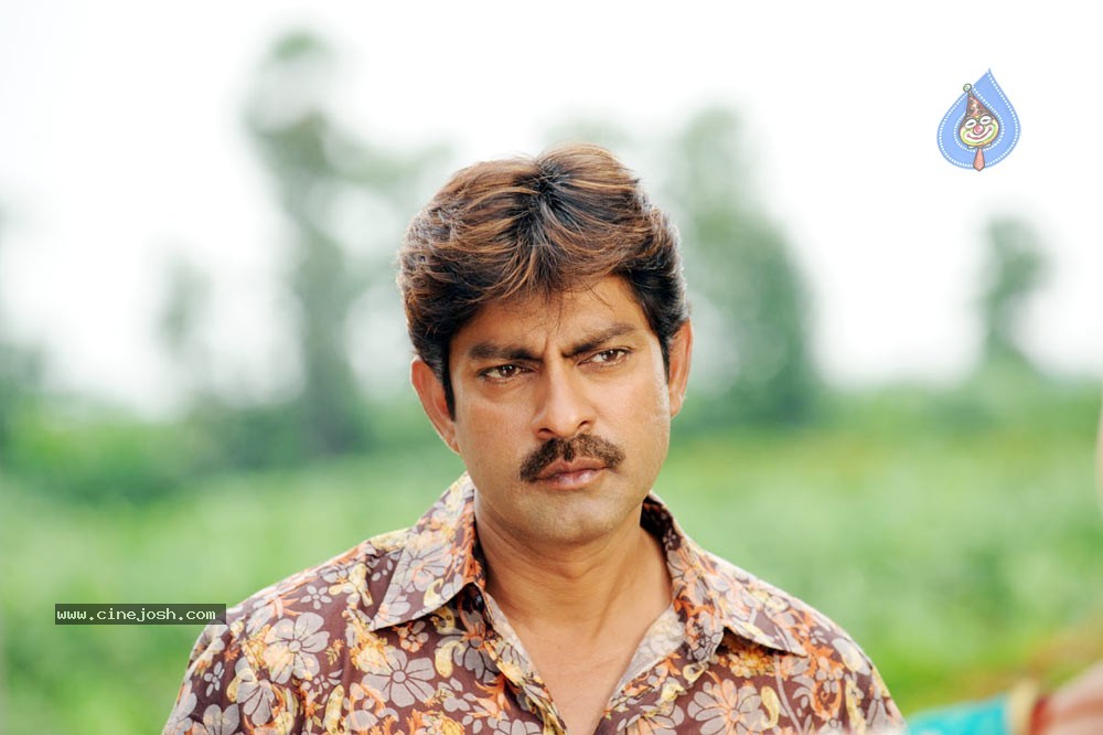 Jagapathi Babu Gallery  - 31 / 35 photos