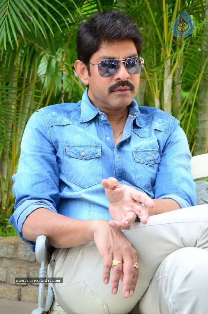 Jagapathi Babu New Stills - 42 / 59 photos