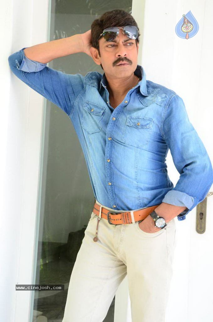 Jagapathi Babu New Stills - 46 / 59 photos