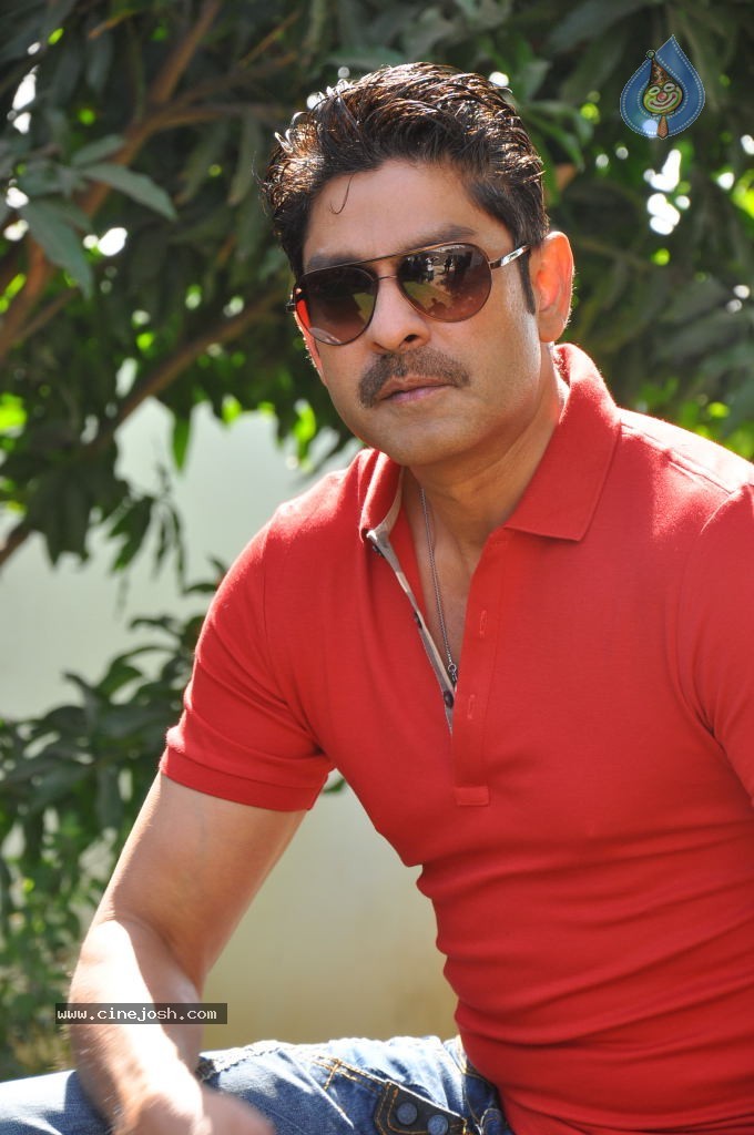 Jagapathi Babu New Stills - 43 / 59 photos