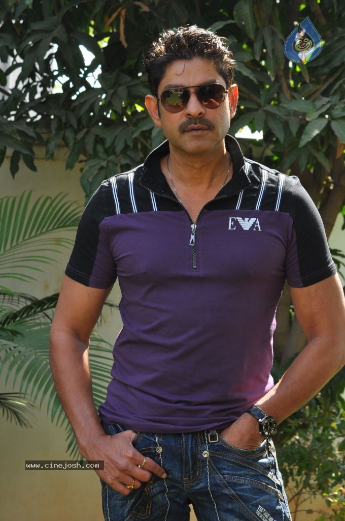 Jagapathi Babu New Stills - 51 / 59 photos