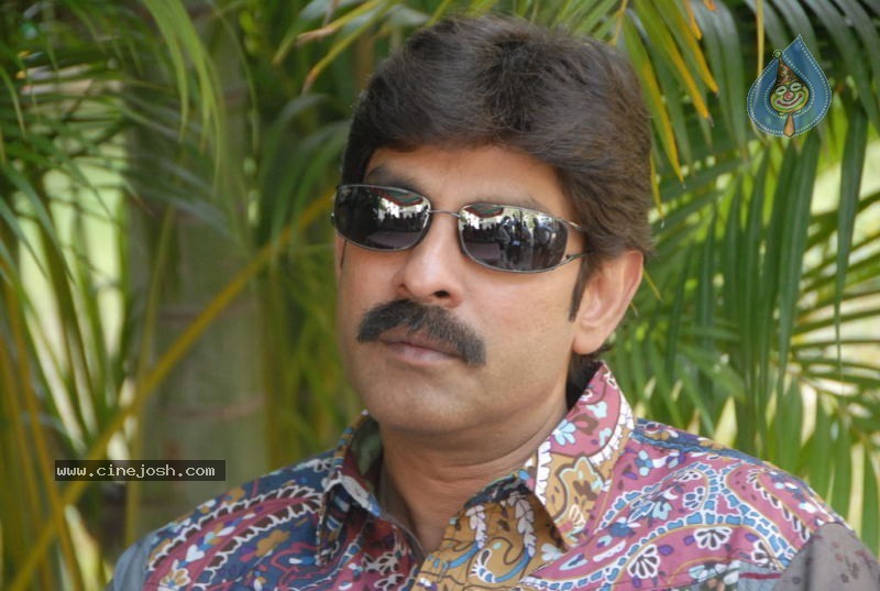 Jagapathi Babu Stills - 4 / 36 photos