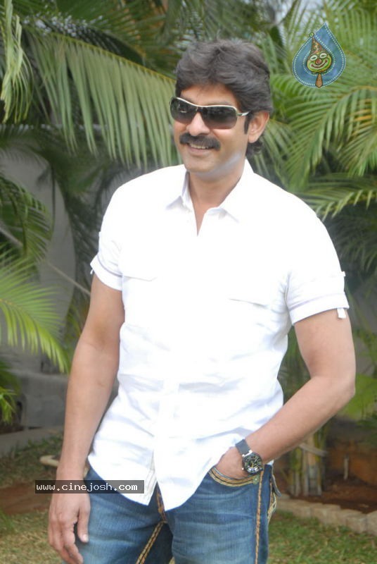 Jagapathi Babu Stills - 31 / 36 photos