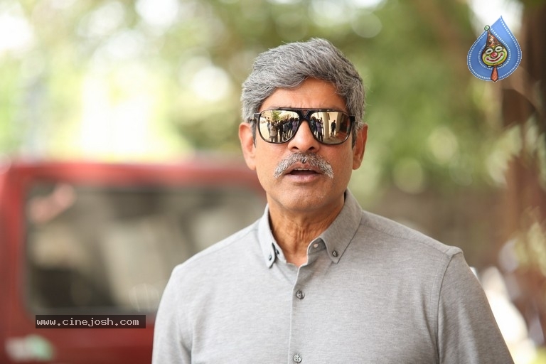 Jagapati Babu Photos - 14 / 15 photos