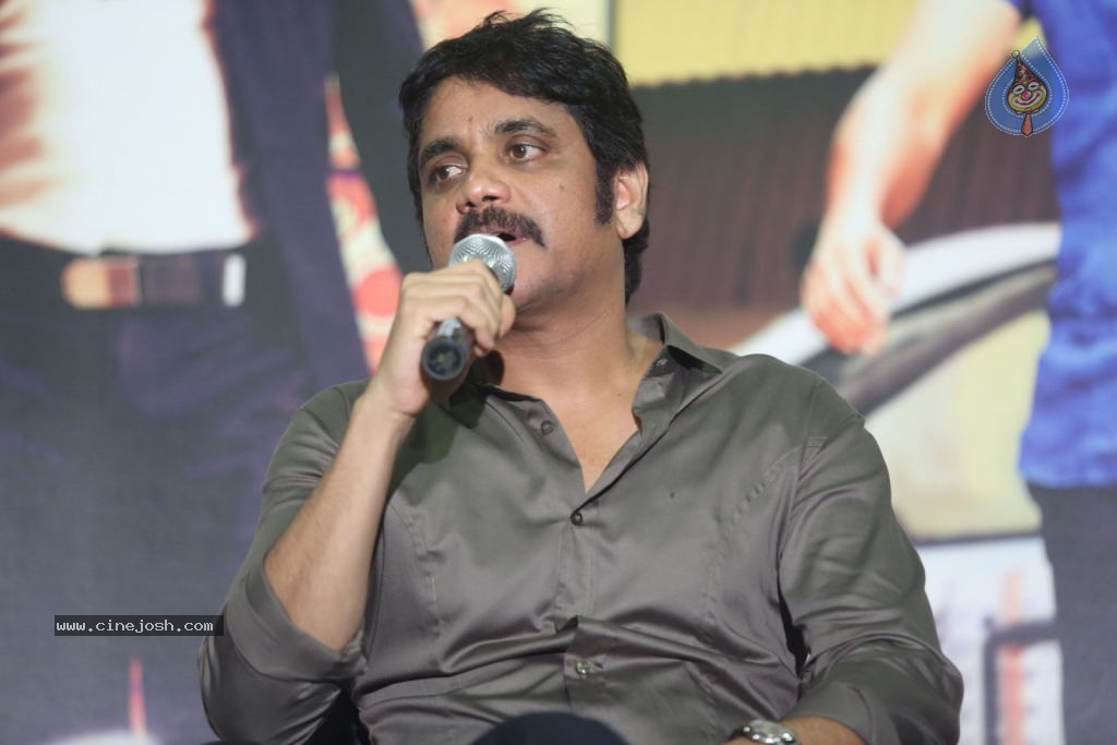 Nagarjuna Interview Stills - 39 / 109 photos