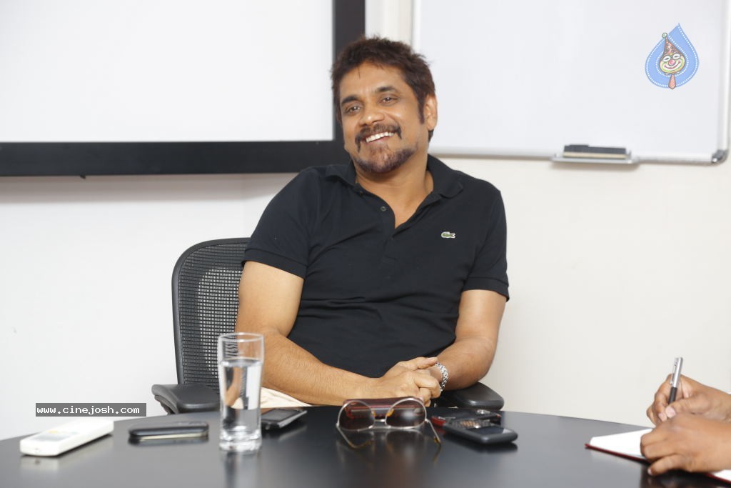 Nagarjuna Latest Stills - 32 / 41 photos