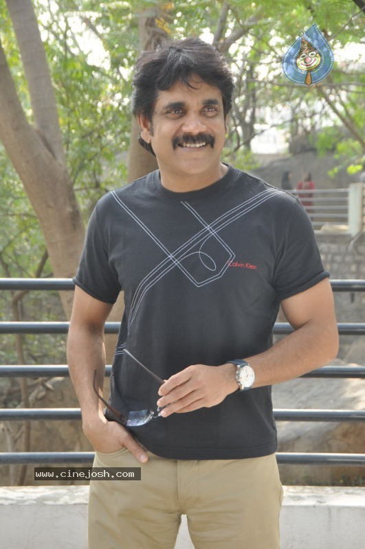 Nagarjuna Solo Stills - 53 / 58 photos