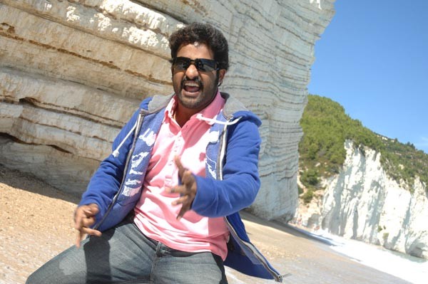 Jr NTR In Adurs - 24 / 43 photos