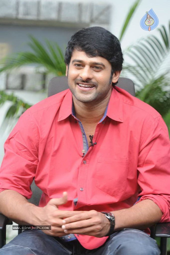 Prabhas Stills - 26 / 75 photos