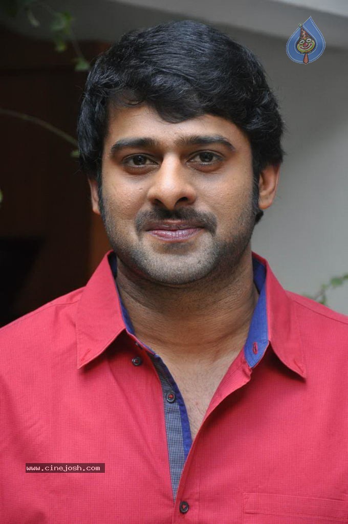 Prabhas Stills - 31 / 75 photos