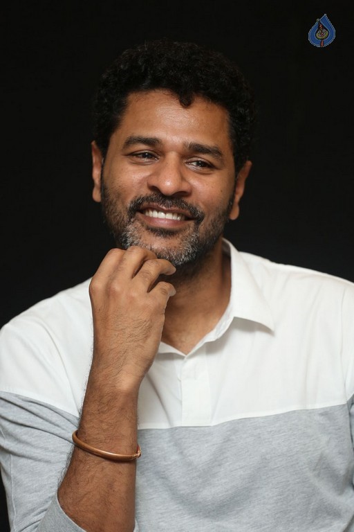 Prabhu Deva Photos - 4 / 21 photos