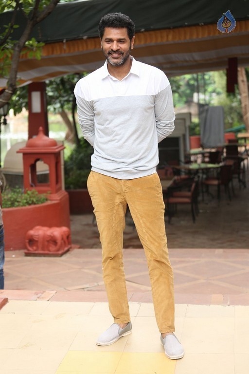 Prabhu Deva Photos - 11 / 21 photos